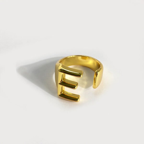 Gold initial ring - E