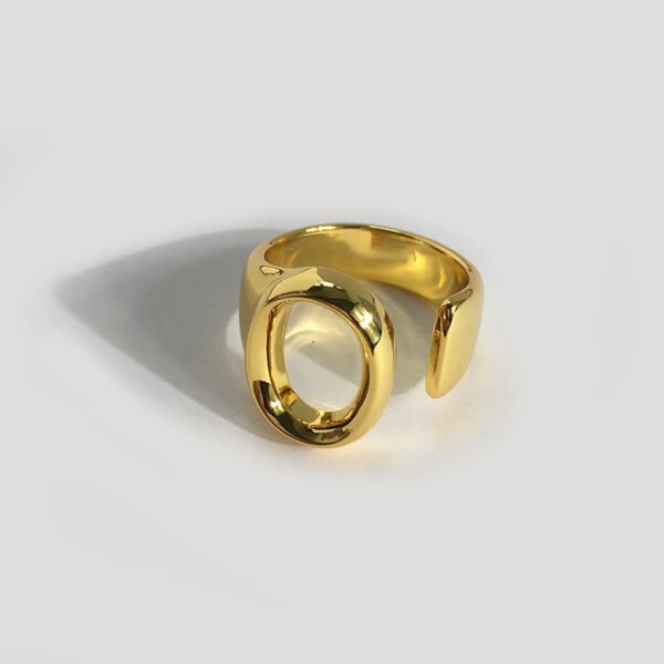 Gold initial ring - O