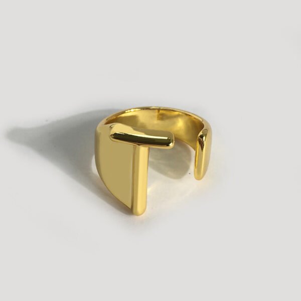 Gold initial ring - T